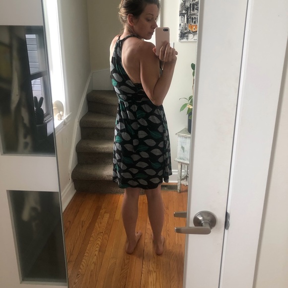 Leaf patterned sundress - Picture 3 of 5